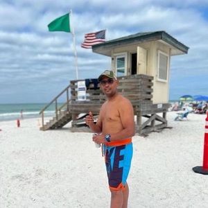 Meet your Posher, Jose gregorio